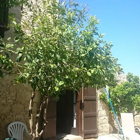 Melissi Villa *