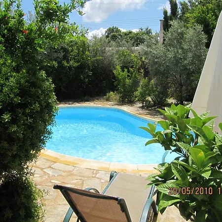 Villa Melissi Polis